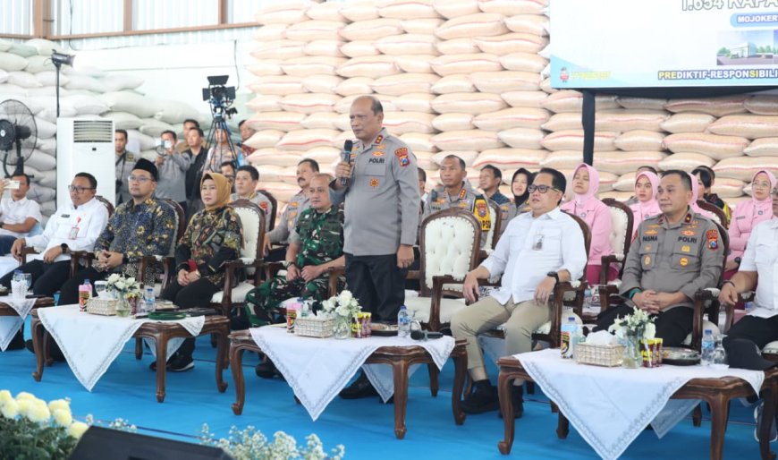 Presiden RI Hadiri Peresmian Gudang Jagung Polda Jatim