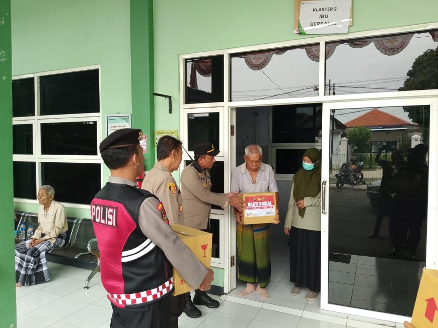 Polres Probolinggo Pastikan Distribusi Bantuan Berjalan Lancar