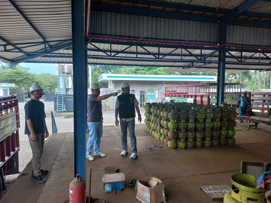Polres Bondowoso Pantau Distribusi LPG 3 Kg Pastikan Tepat Sasaran Tanpa Penyelewengan   