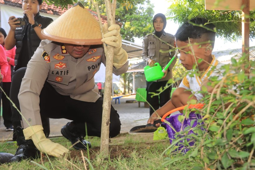 Gerakan Indonesia ASRI Dorong Polres Probolinggo Pulihkan Alam