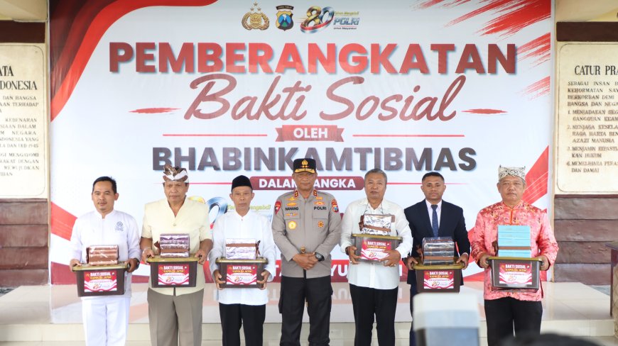 Hari Bhayangkara ke-80, Polda Jatim Salurkan Ribuan Kitab Suci
