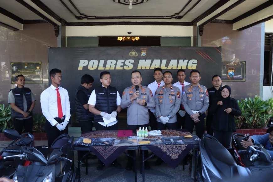 Penyekatan Malam 1 Suro, Polisi Amankan Dua Pemuda Membawa Sajam